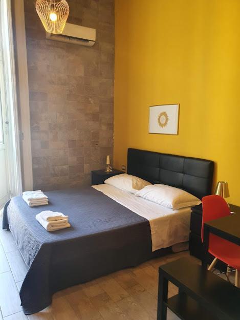 נאפולי Emyjo Central B&B מראה חיצוני תמונה
