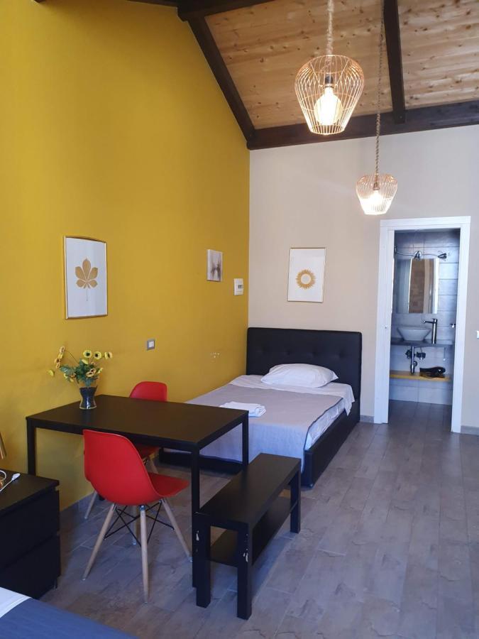 נאפולי Emyjo Central B&B מראה חיצוני תמונה