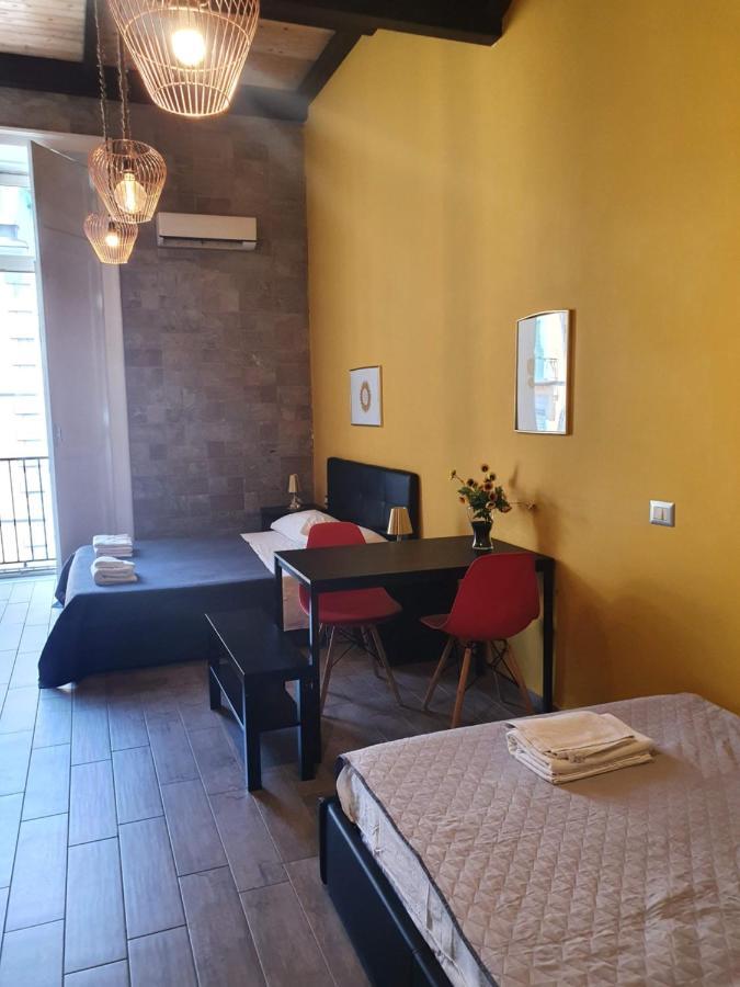 נאפולי Emyjo Central B&B מראה חיצוני תמונה