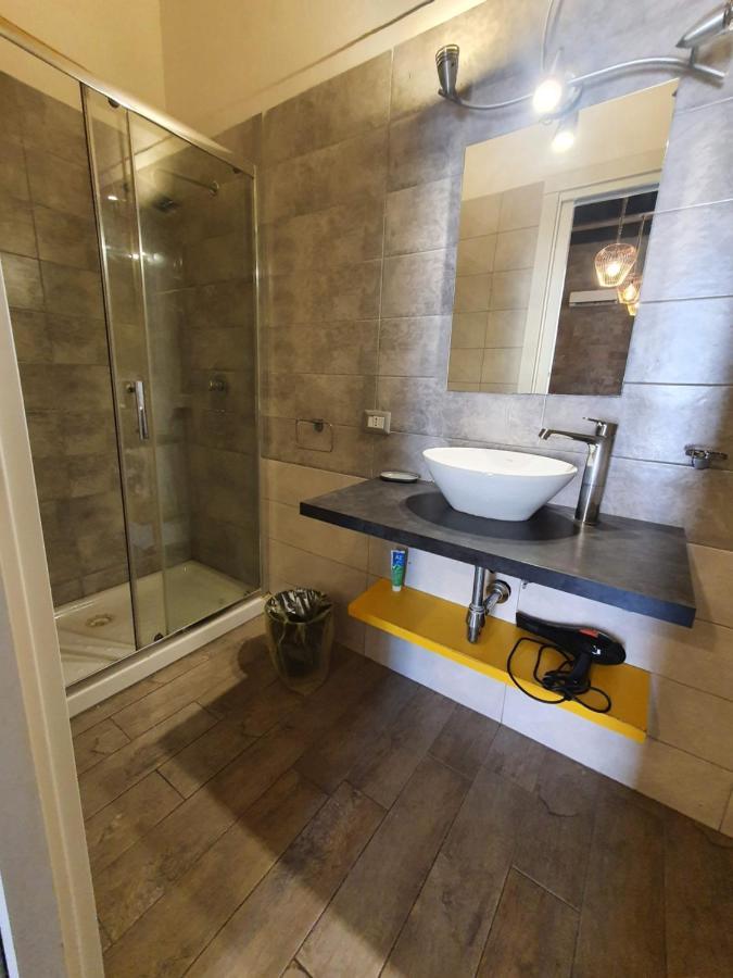 נאפולי Emyjo Central B&B מראה חיצוני תמונה