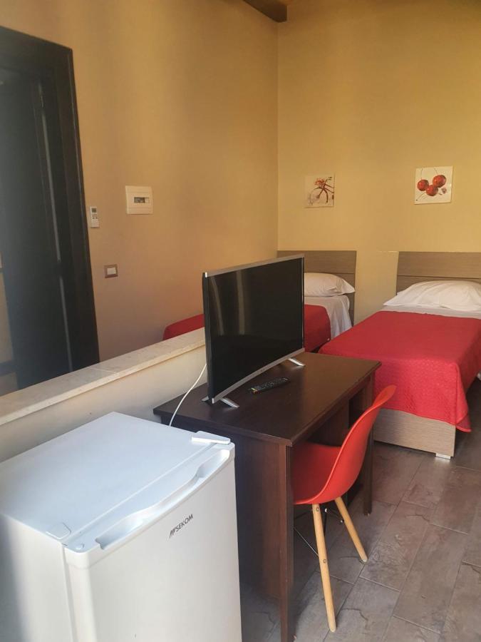 נאפולי Emyjo Central B&B מראה חיצוני תמונה