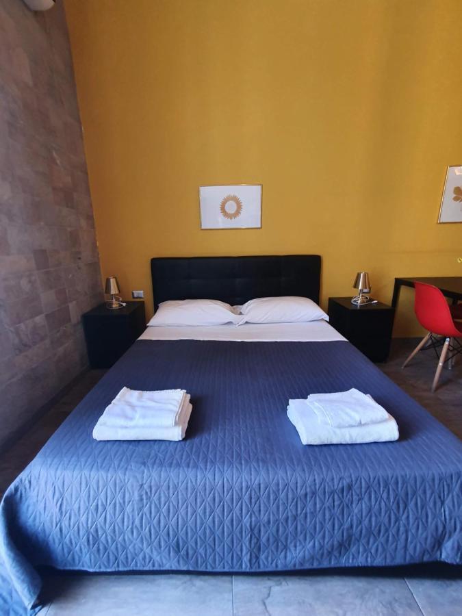 נאפולי Emyjo Central B&B מראה חיצוני תמונה