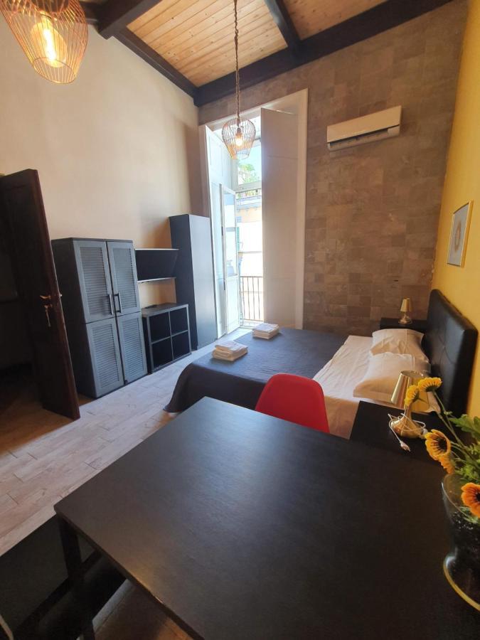 נאפולי Emyjo Central B&B מראה חיצוני תמונה