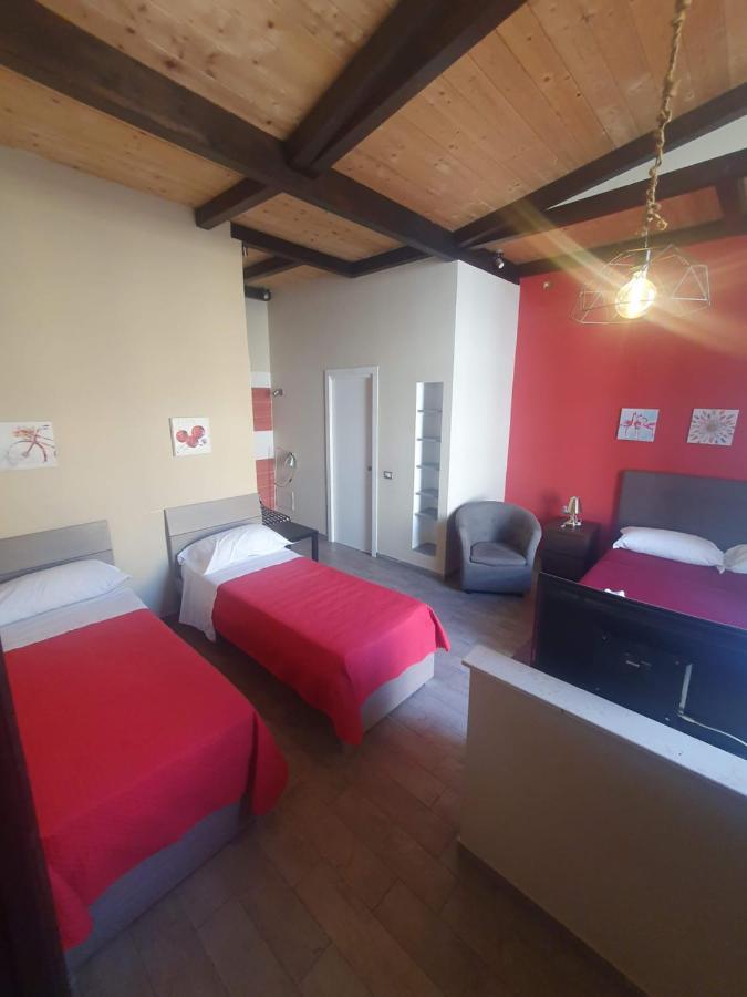 נאפולי Emyjo Central B&B מראה חיצוני תמונה