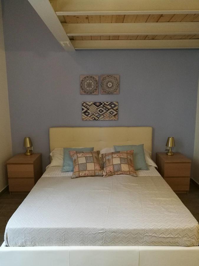 נאפולי Emyjo Central B&B מראה חיצוני תמונה