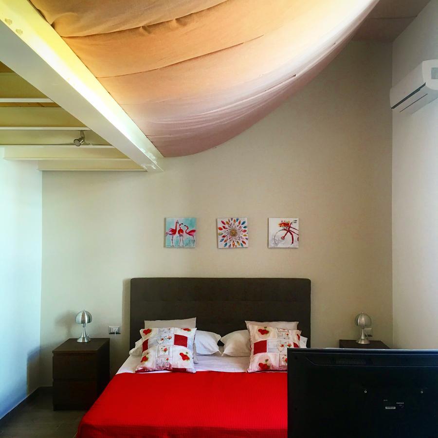נאפולי Emyjo Central B&B מראה חיצוני תמונה